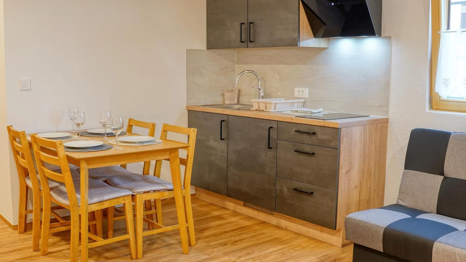 Domacija Kveder Apartment Cerklje na Gorenjskem