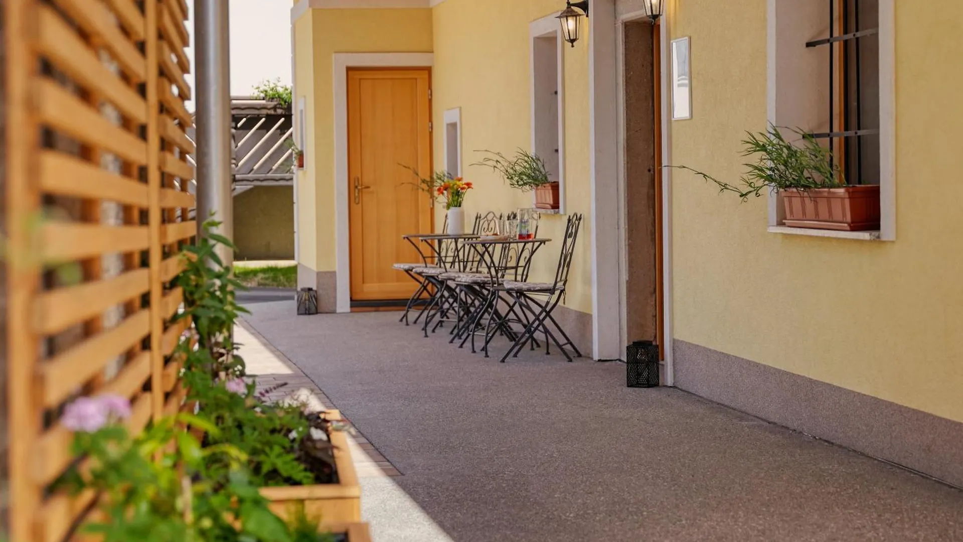 Domacija Kveder Apartment Cerklje na Gorenjskem 0*,